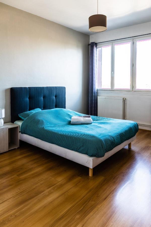 Le Voltaire -2 Chambres- 70M2- Hypercentre-Parking-Wifi Fibre- Nouvelle Literie Tarbes Bagian luar foto