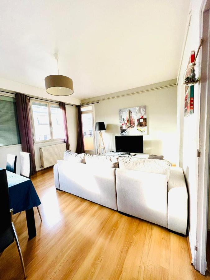 Le Voltaire -2 Chambres- 70M2- Hypercentre-Parking-Wifi Fibre- Nouvelle Literie Tarbes Bagian luar foto