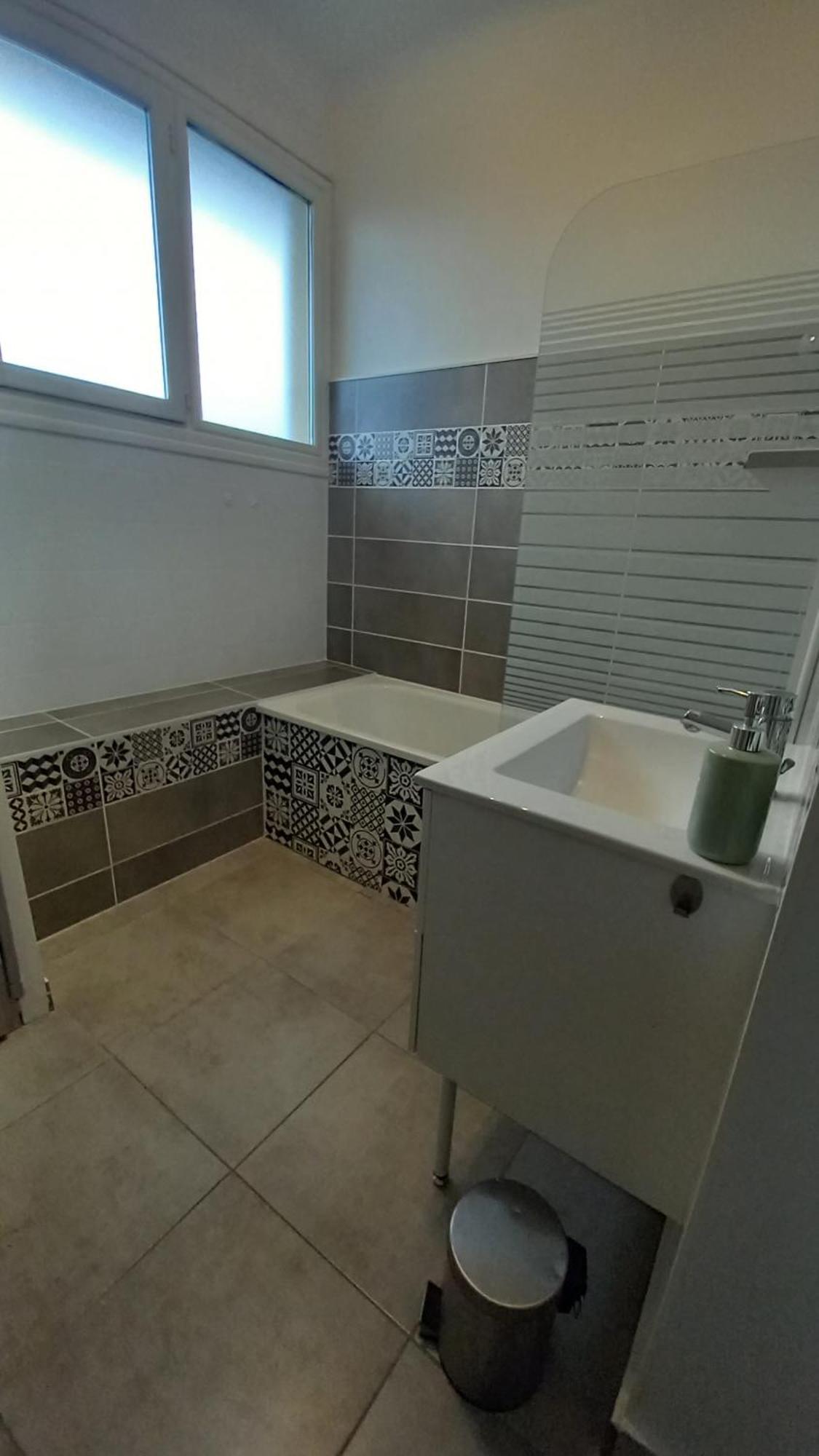 Le Voltaire -2 Chambres- 70M2- Hypercentre-Parking-Wifi Fibre- Nouvelle Literie Tarbes Bagian luar foto